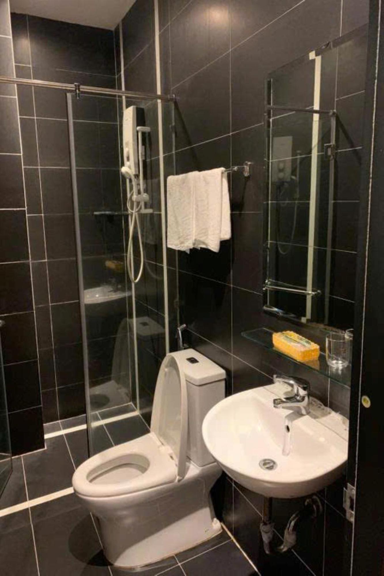 Gia Huyen Hotel Ho Şi Min Exterior foto