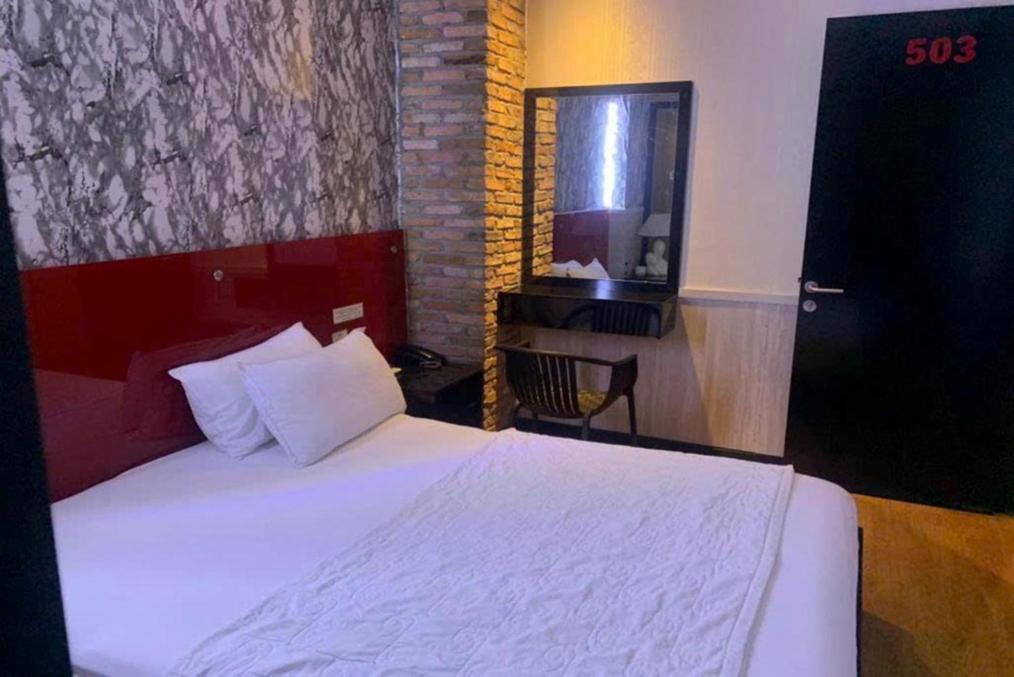 Gia Huyen Hotel Ho Şi Min Exterior foto
